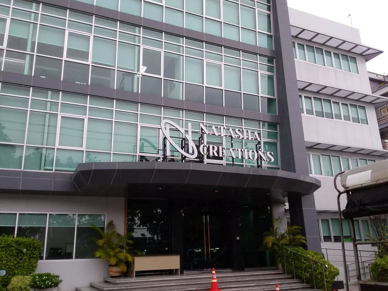 ตัวอย่างผลงานป้ายไฟ