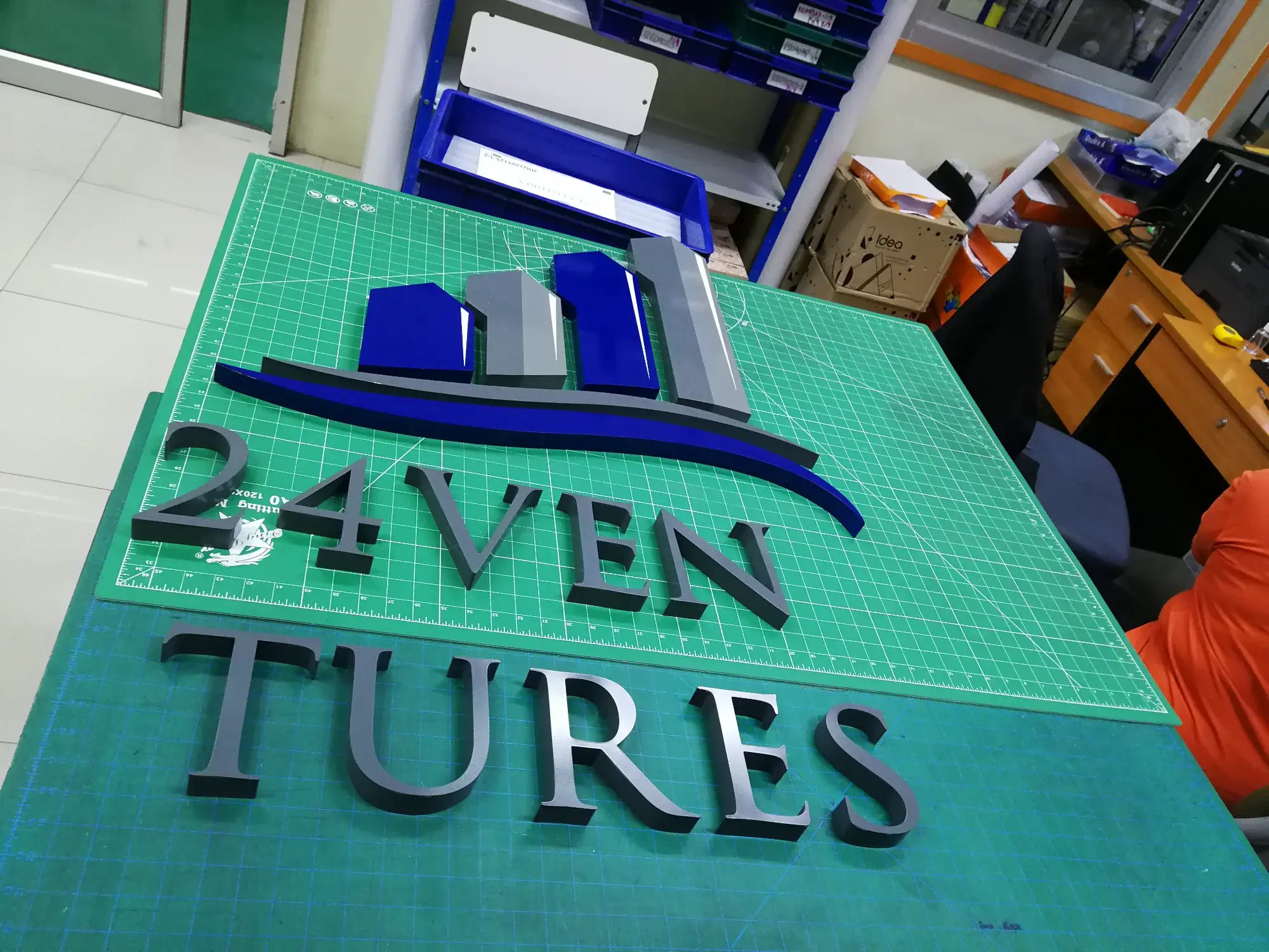 ป้ายบริษัท (Company Sign) 61
