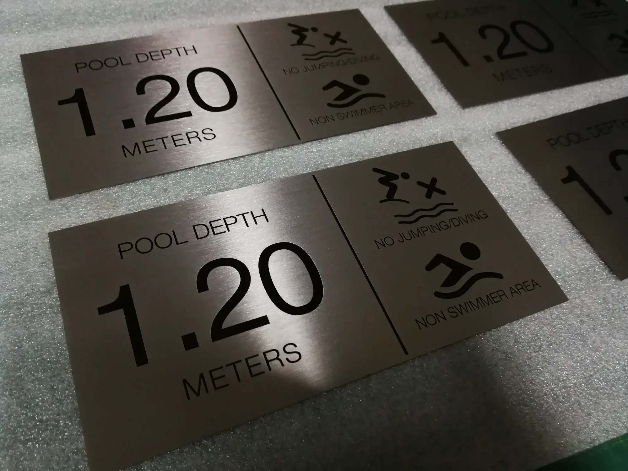 ป้ายโรงแรม (Hotel Sign) 20