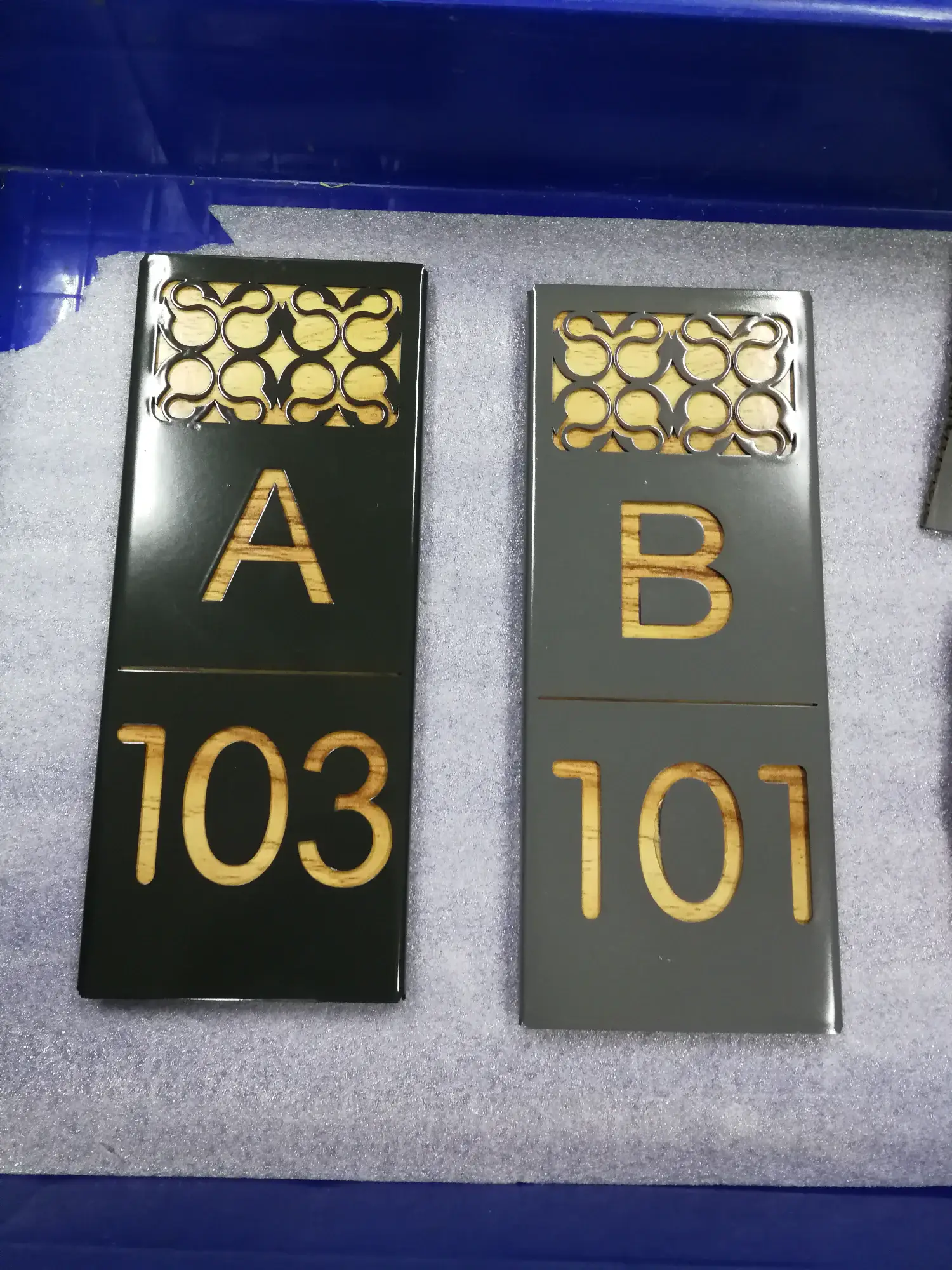 ป้ายโรงแรม (Hotel Sign) 69
